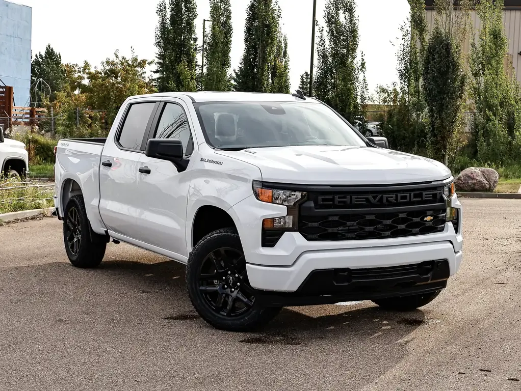 Chevrolet Silverado 1500 2026 photo 2