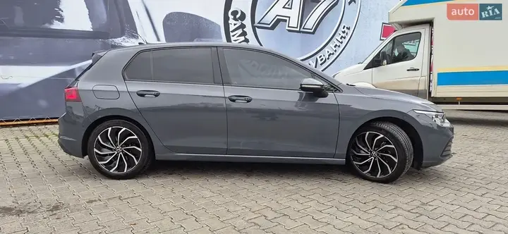 Volkswagen Golf 2021 photo 3
