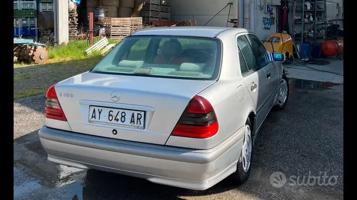 Mercedes-Benz C180 1998 photo 4