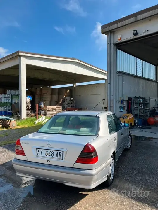 Mercedes-Benz C180 1998 photo 3