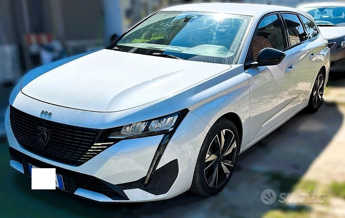 Peugeot 308 2023 photo 2