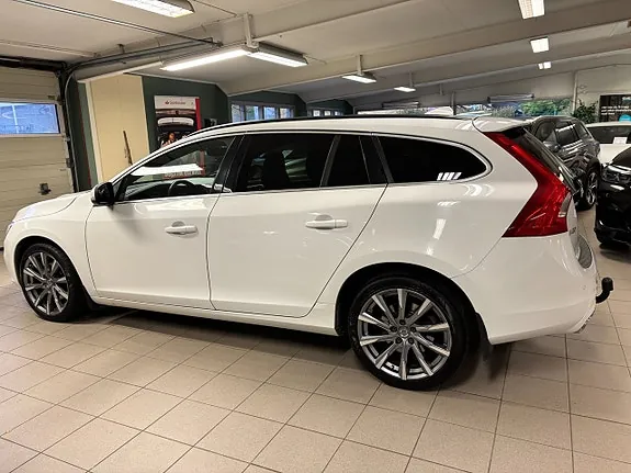Volvo V60 2018 photo 5