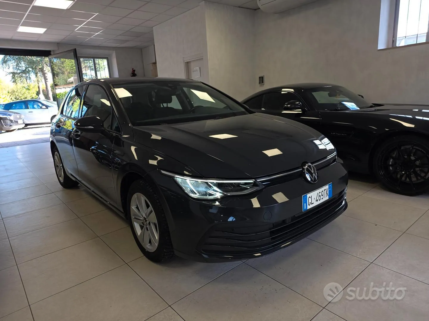 Volkswagen Golf 2022 photo 2
