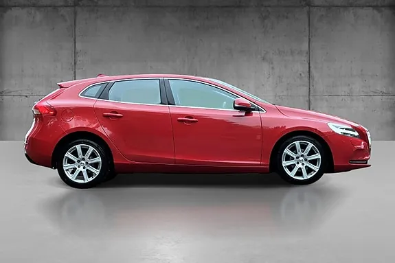 Volvo V40 2017 photo 5
