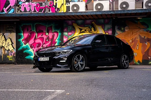 BMW 330E 2021 photo 3
