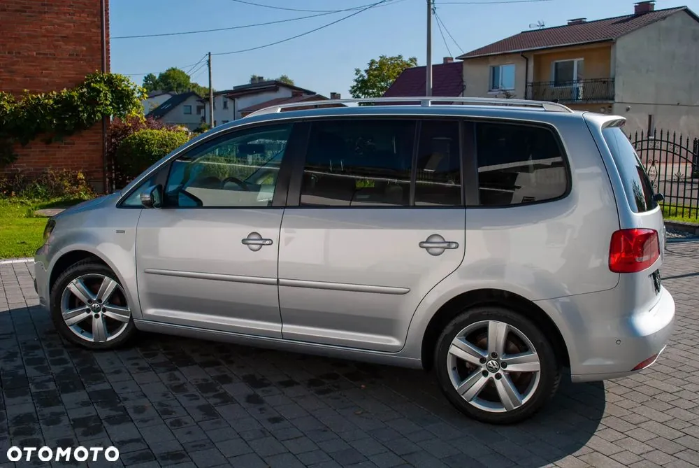 Volkswagen Touran 2013 photo 4