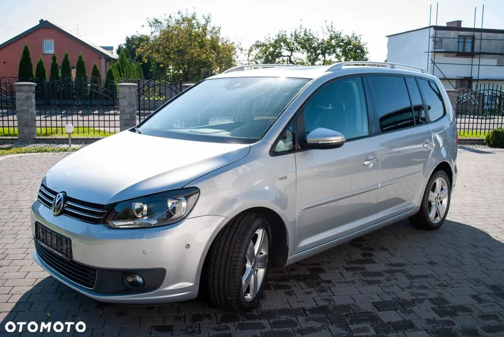Volkswagen Touran 2013 photo 3