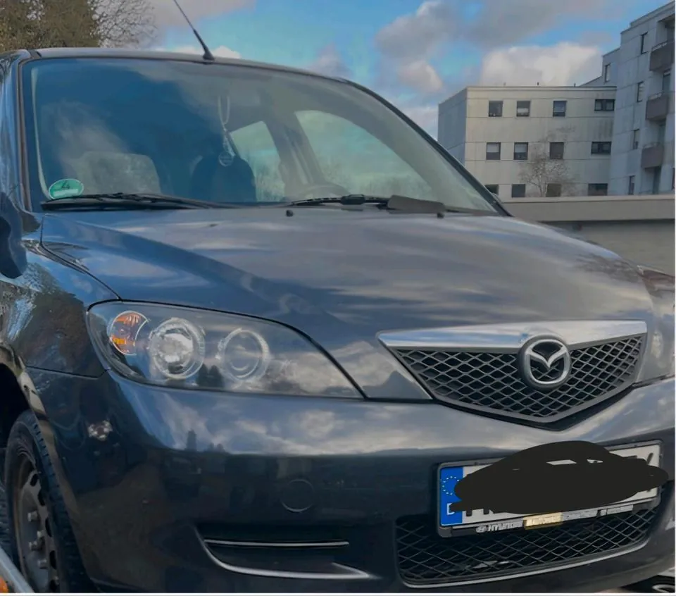 Mazda 2