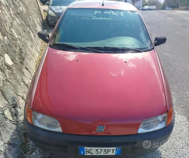 Fiat Punto 1999 photo 2