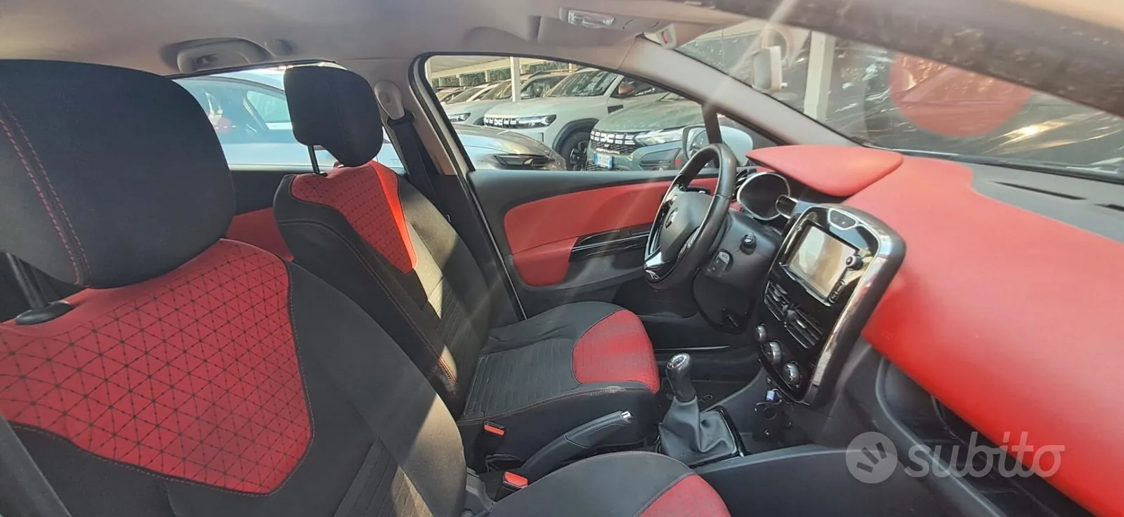 Renault Clio 2014 photo 4