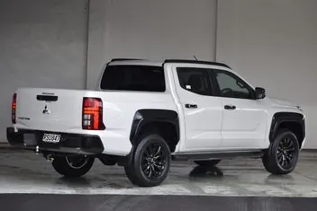 Mitsubishi Triton 2026 photo 4