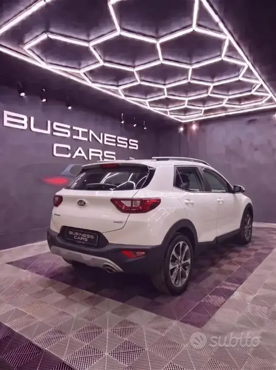 Kia Stonic 2019 photo 2