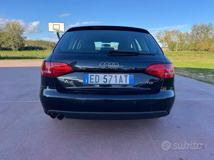 Audi A4 Avant 2010 photo 5