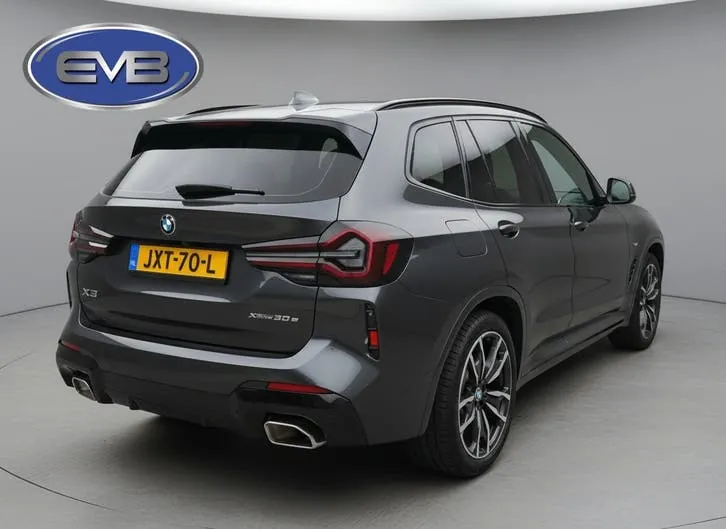 BMW X3 2022 photo 3
