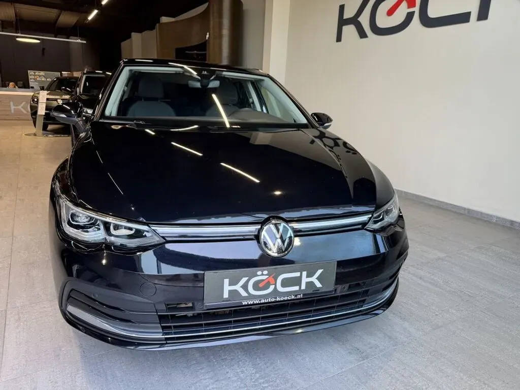 Volkswagen Golf 2022 photo 3