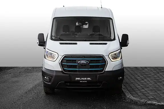Ford Transit 2023 photo 3
