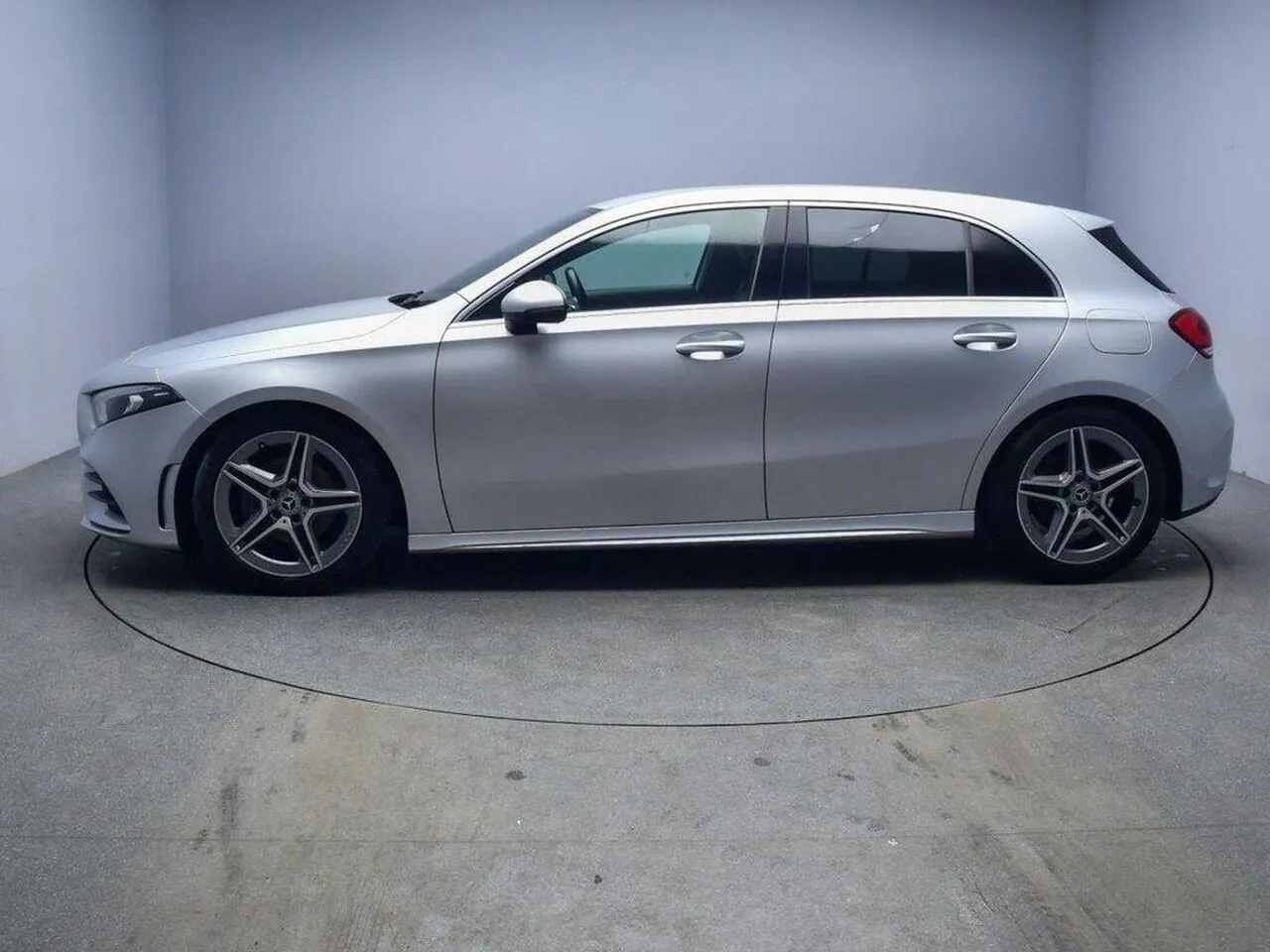 Mercedes-Benz A-Class 2020 photo 3