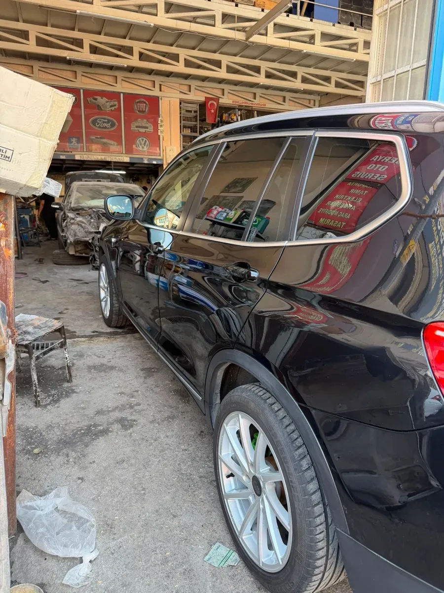 BMW X3 2010 photo 3