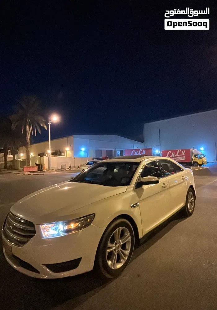 Ford Taurus