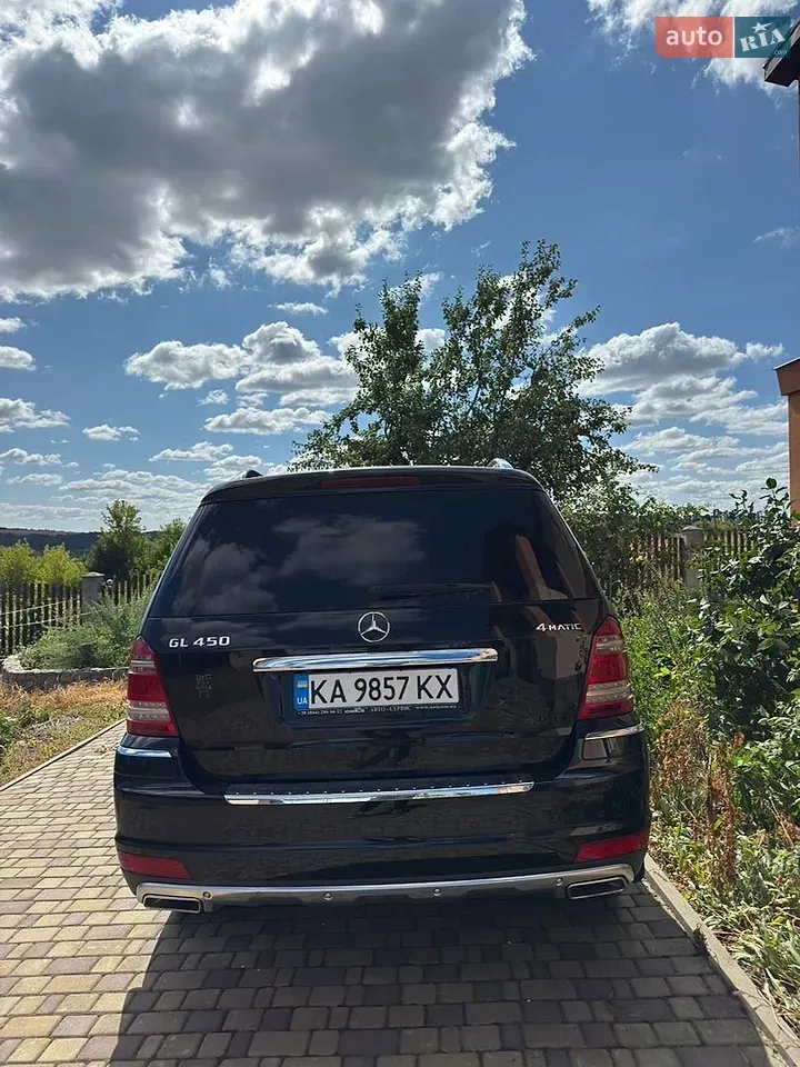Mercedes-Benz Gl-Class 2010 photo 4