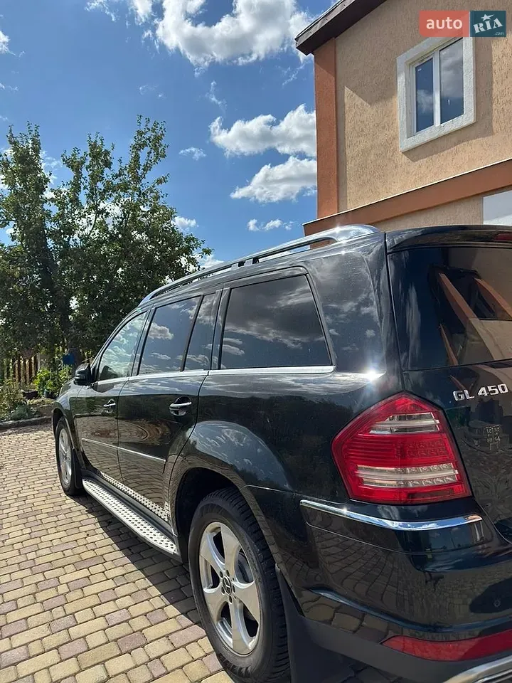 Mercedes-Benz Gl-Class 2010 photo 3