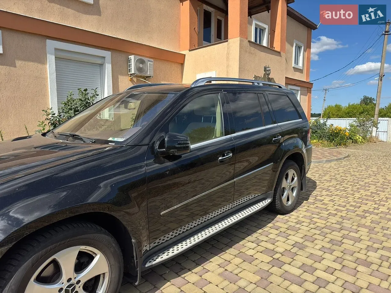 Mercedes-Benz Gl-Class 2010 photo 2