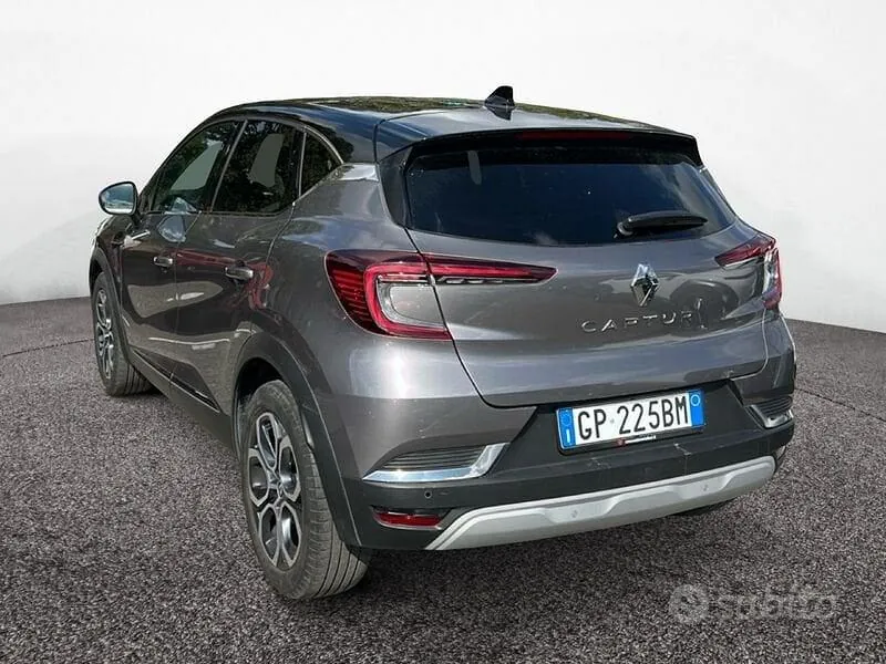 Renault Captur 2023 photo 4