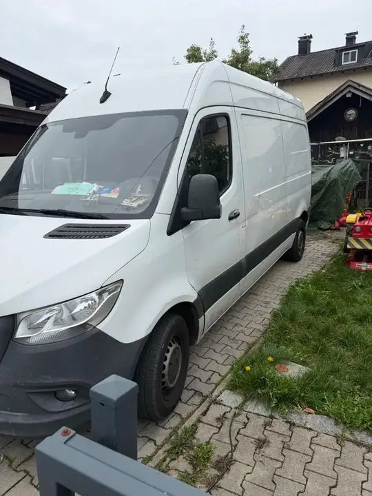 Mercedes-Benz Sprinter