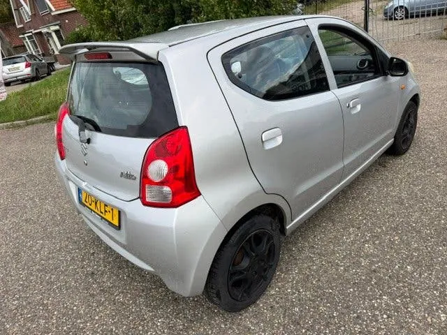 Suzuki Alto 2010 photo 3
