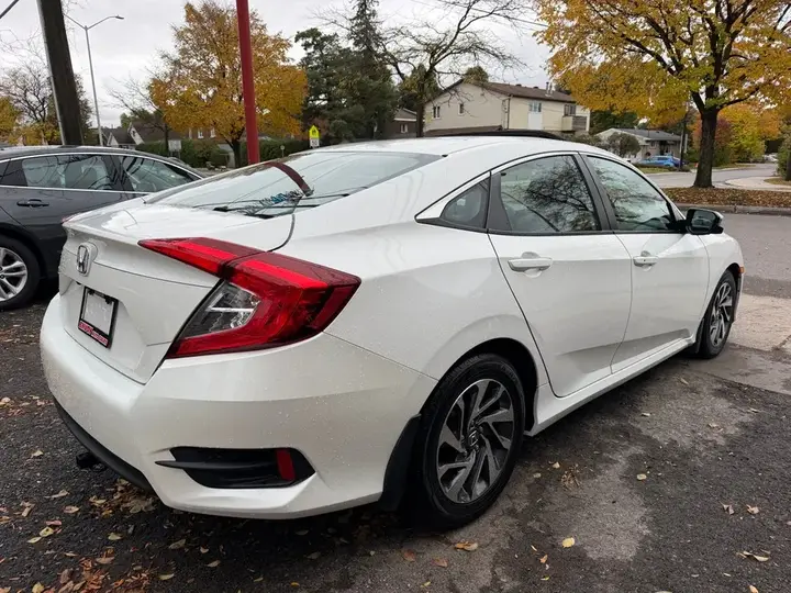 Honda Civic 2016 photo 4