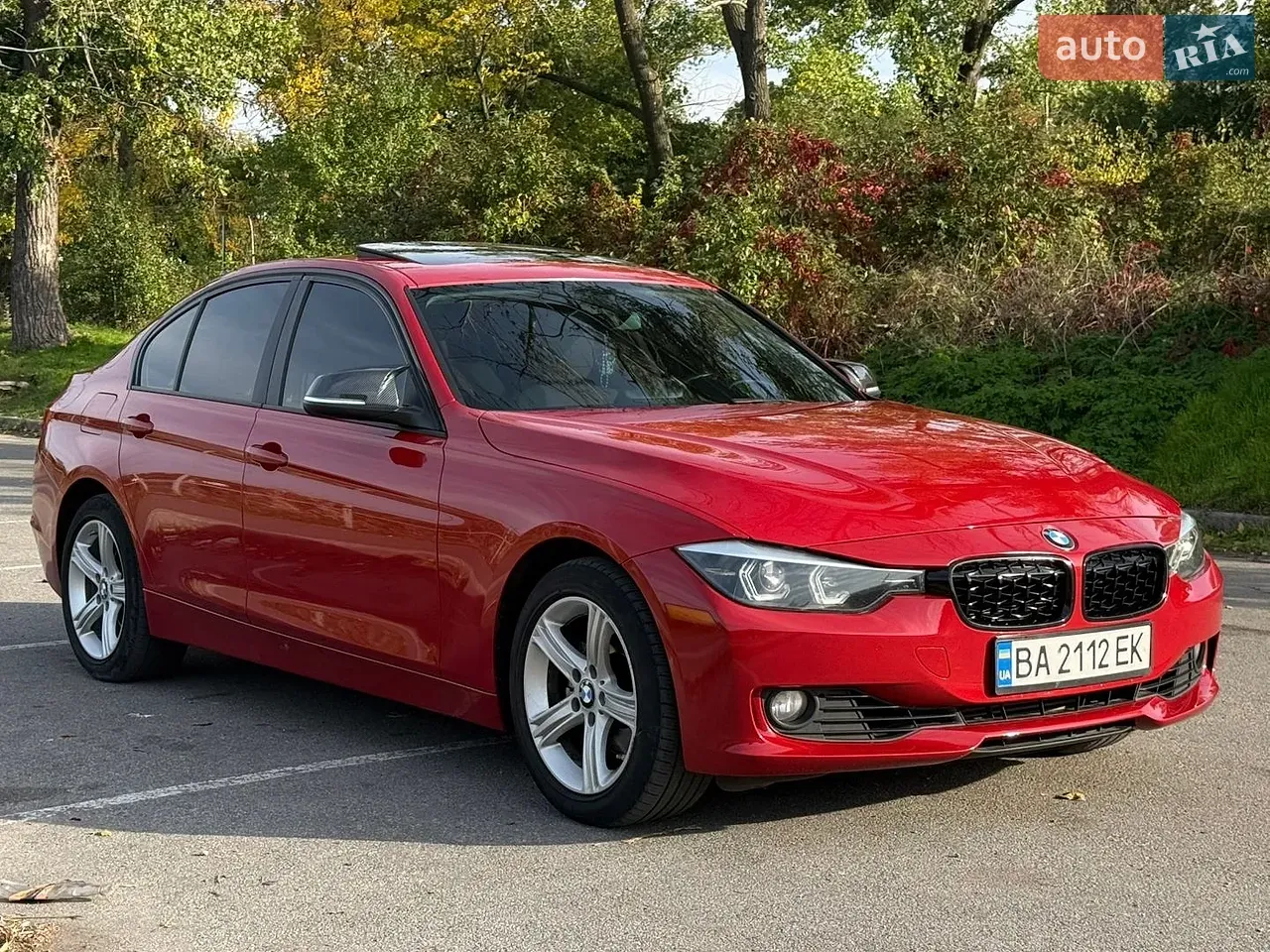 BMW 3 Series 2012 photo 2
