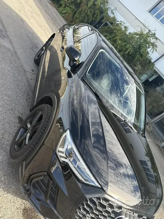Audi Q3 2025 photo 4