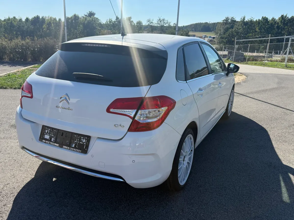 Citroen C4 2014 photo 3