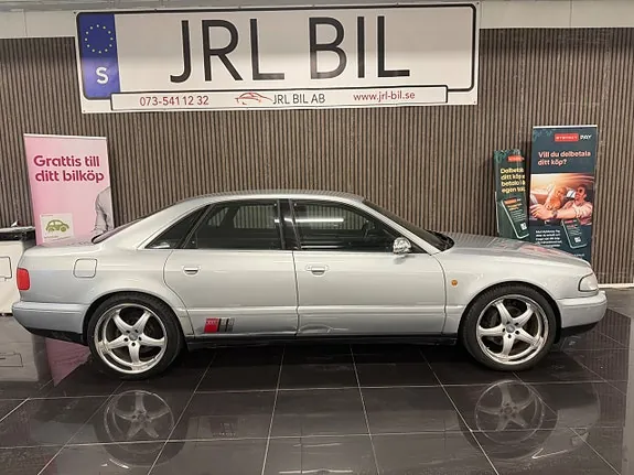 Audi S8 1998 photo 2