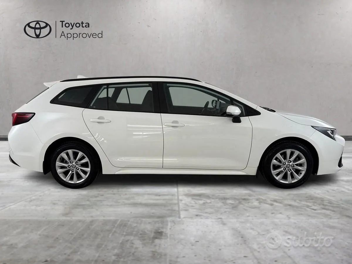 Toyota Corolla 2023 photo 4