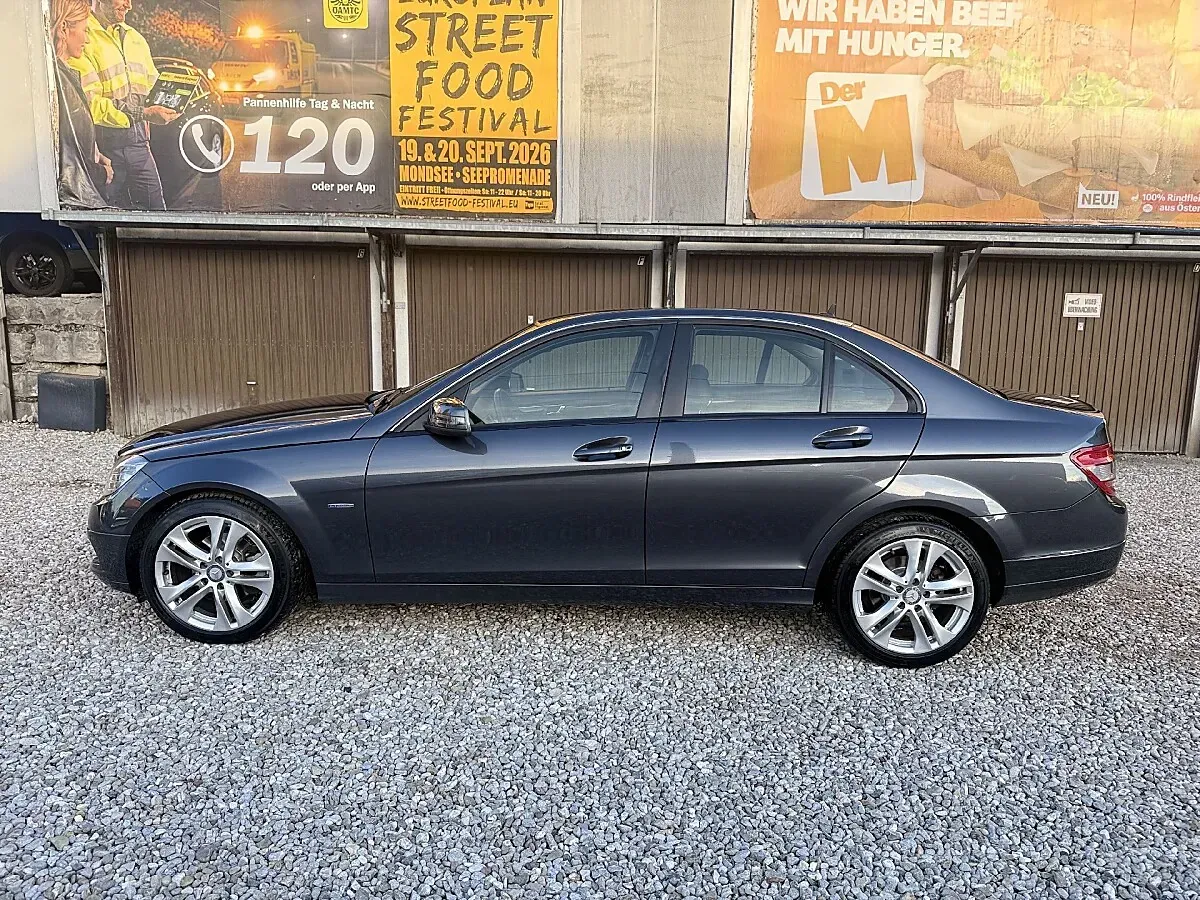 Mercedes-Benz C-Class 2011 photo 2