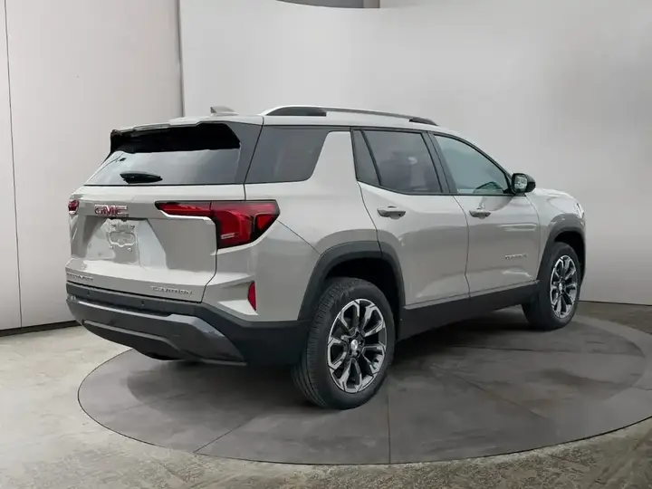 GMC Terrain 2027 photo 5