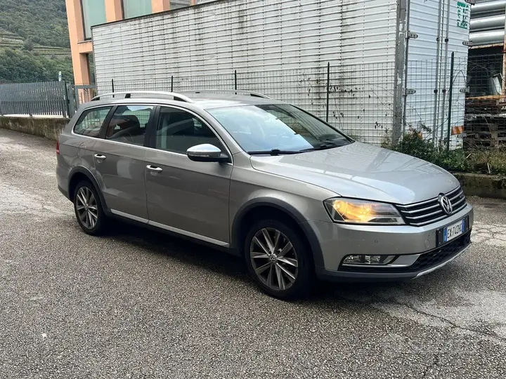 Volkswagen Passat 2014 photo 3