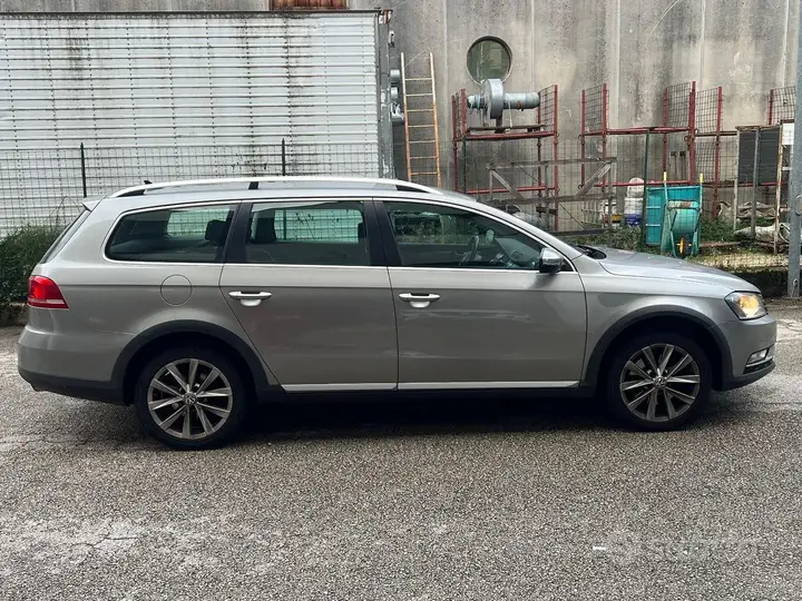 Volkswagen Passat 2014 photo 4