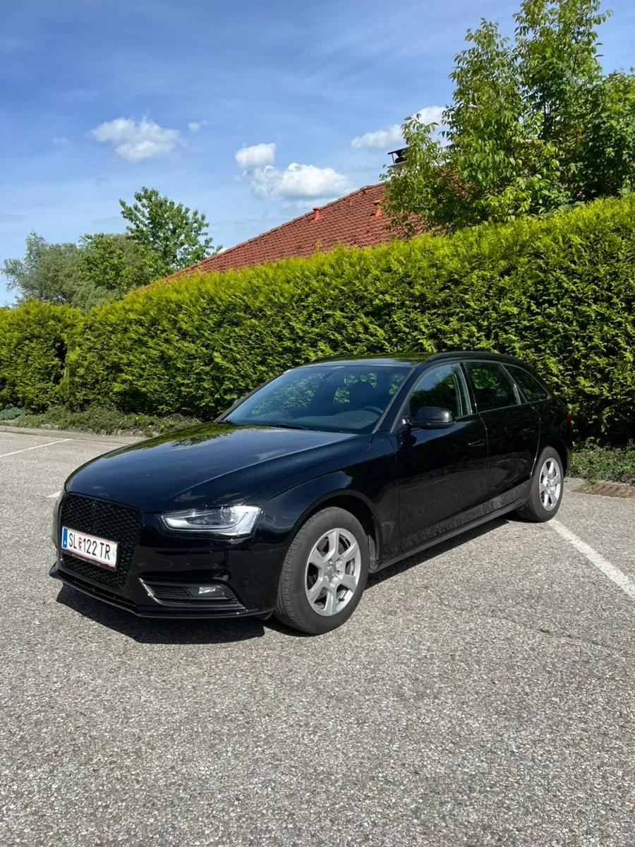 Audi A4 2013 photo 3