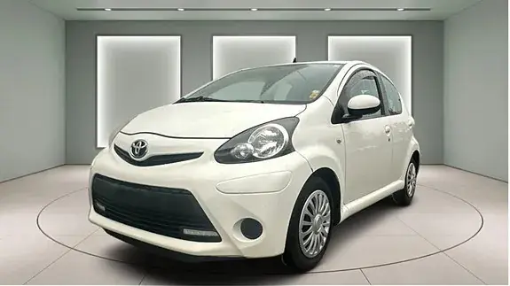 Toyota Aygo 2012 photo 3