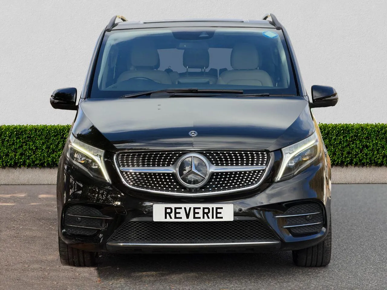 Mercedes-Benz V-Class 2019 photo 2