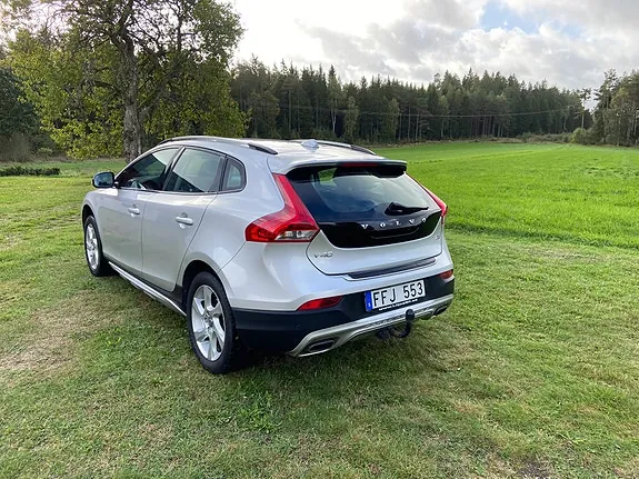 Volvo V40 Cross Country 2013 photo 4