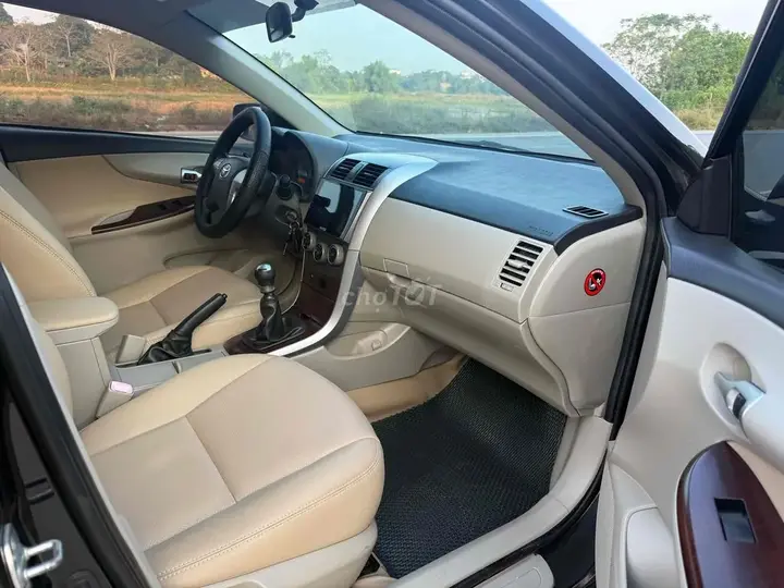 Toyota Corolla Altis 2010 photo 3