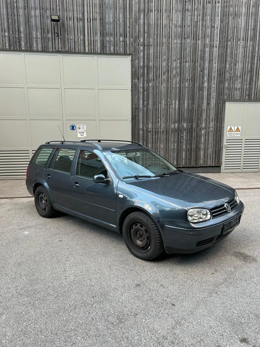 Volkswagen Golf 2002 photo 2