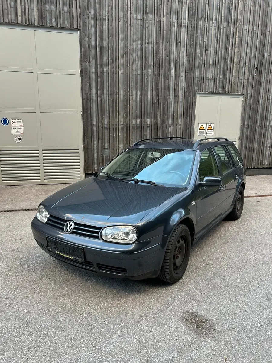 Volkswagen Golf 2002 photo 3