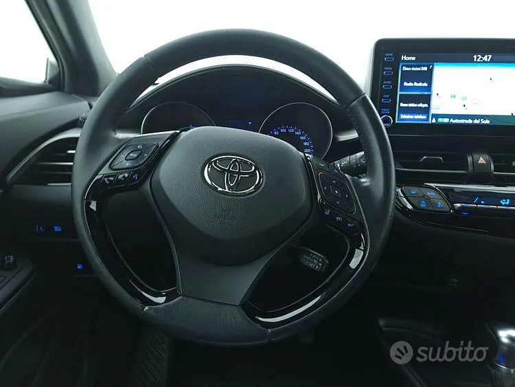 Toyota C-Hr 2021 photo 4