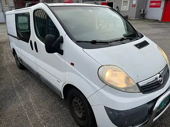 Opel Vivaro 2010 photo 4