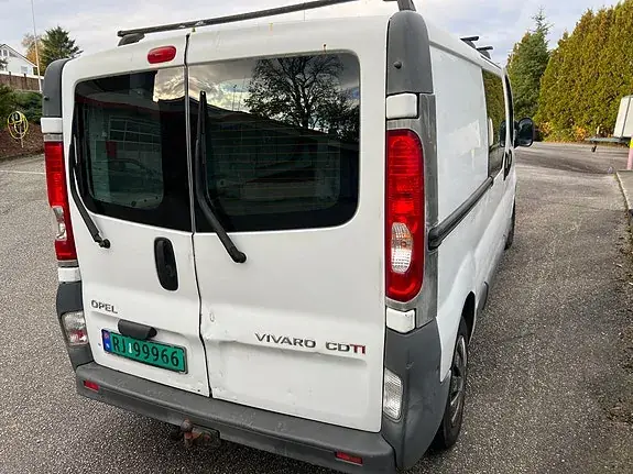 Opel Vivaro 2010 photo 3