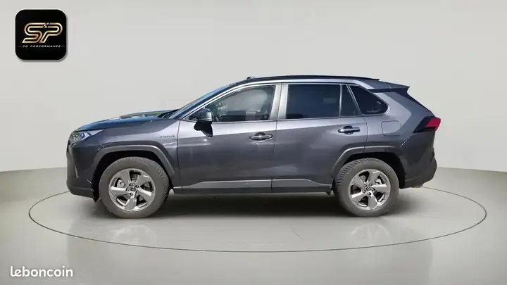 Toyota Rav4 2020 photo 3